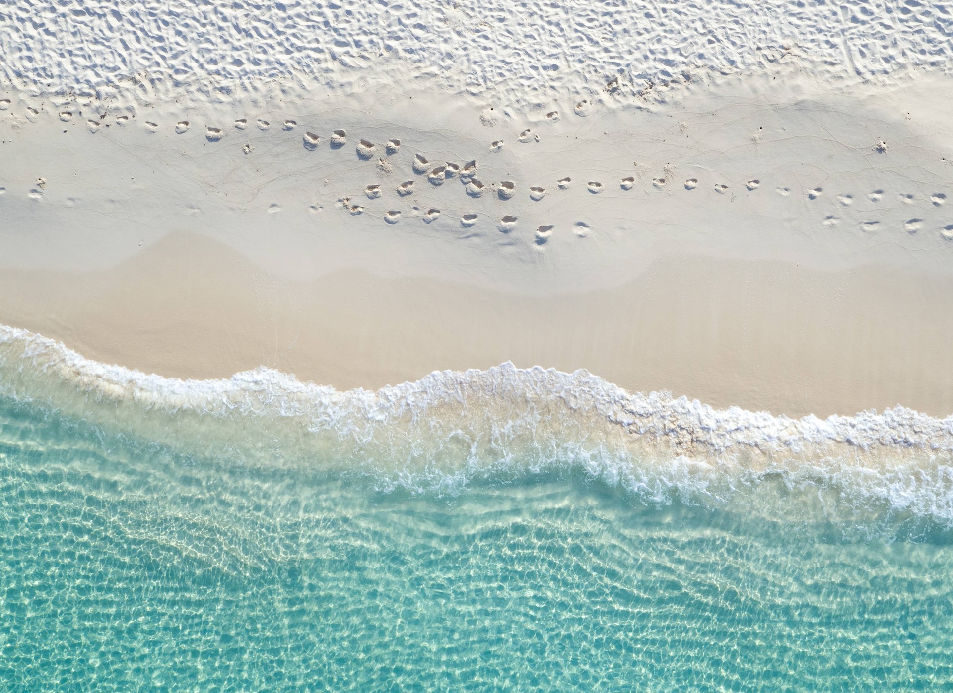 Canadian snowbirds flock to Cayman  