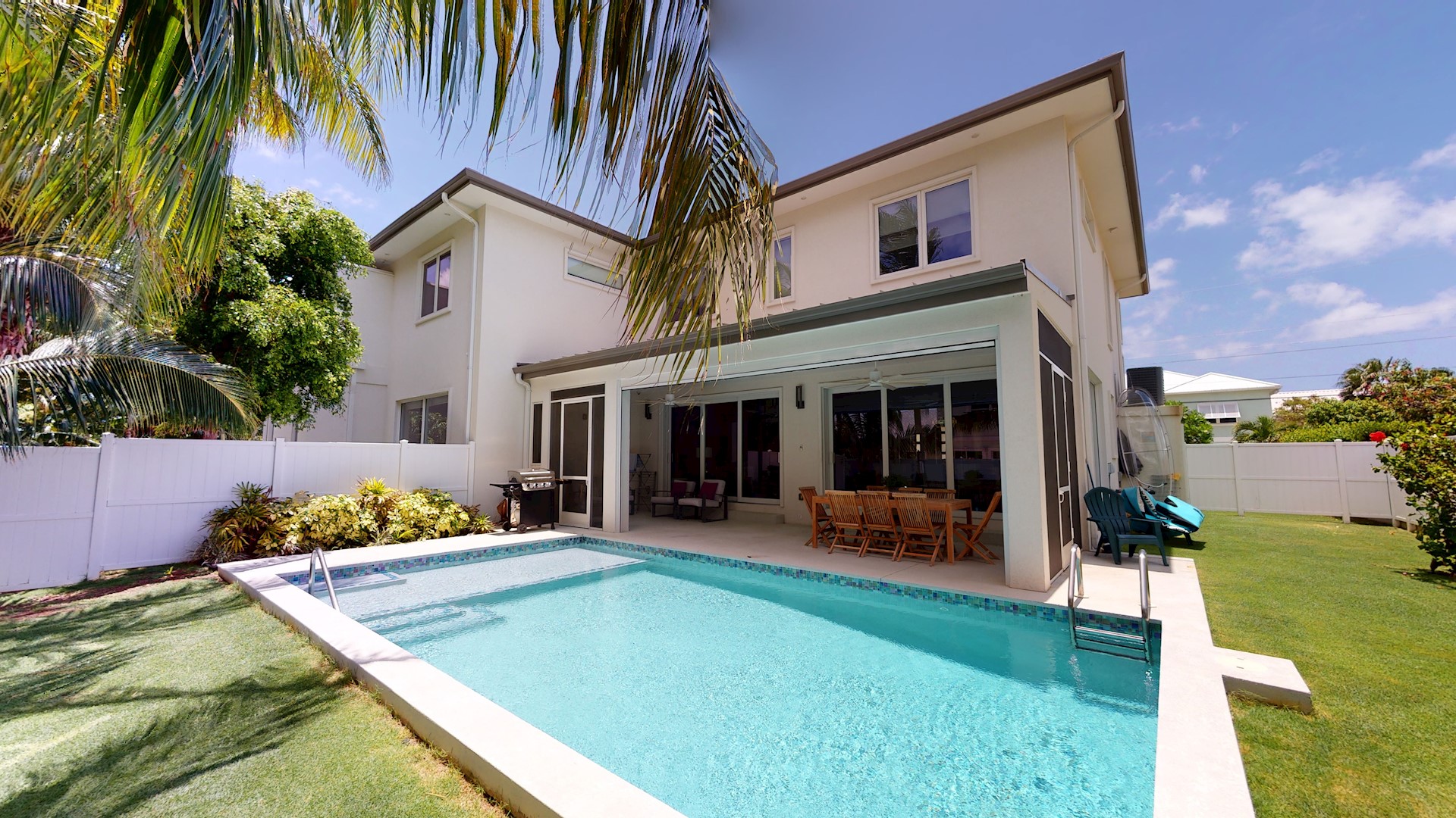 304 Jennifer Drive, Snug Harbour Provenance Properties Provenance