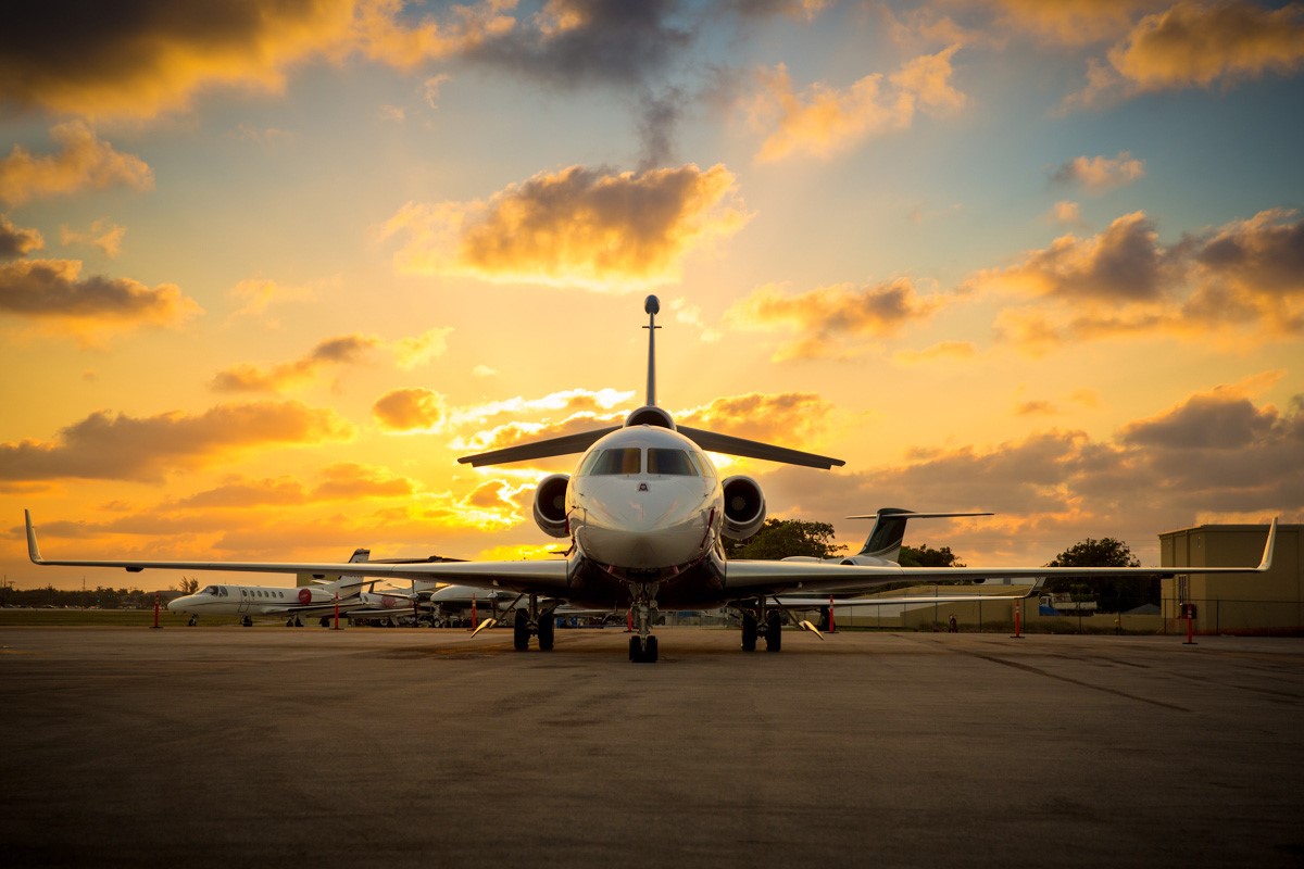 Private jet charters to Grand Cayman