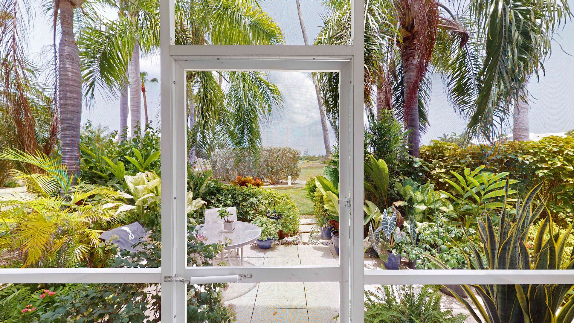 Listing of the Month: King’s Court 1020