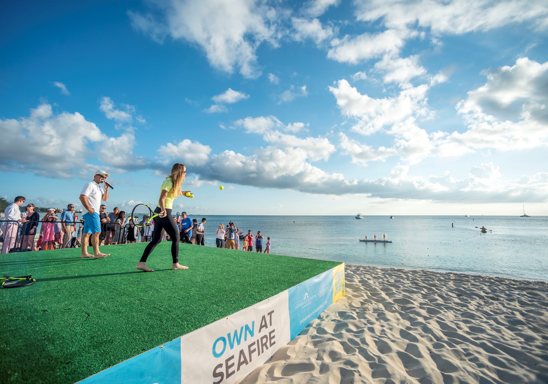 Caroline Wozniacki flyboard rally